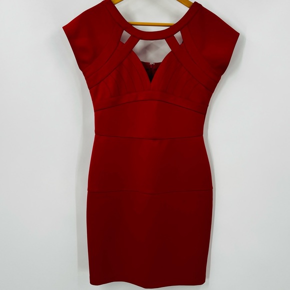 Guess Sexy True Red Cap Sleeve Bandaid Body Con Dress Size 8 Y2K Dancing Club - Picture 1 of 5